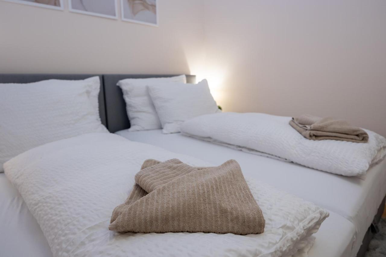 Charming Apartment Near Prater Wina Bagian luar foto